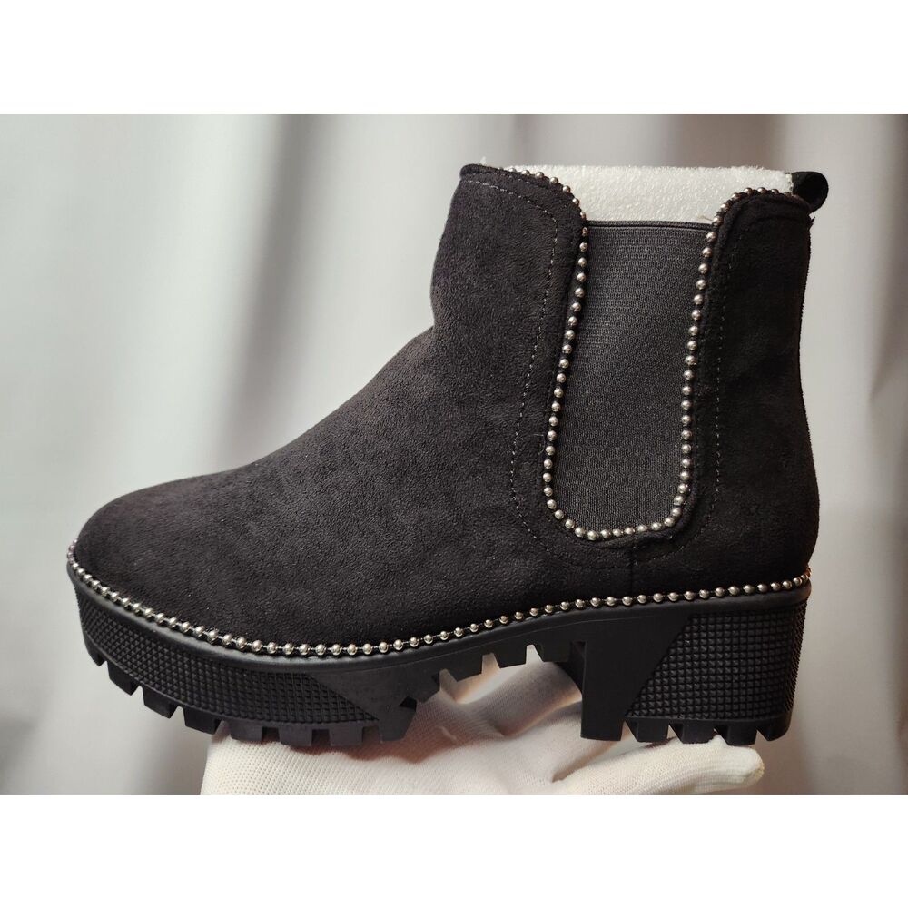 Cape Robbin Tilda Platform Lug Booties Women’s 7 Black